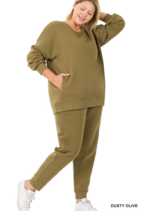 Curvy SWEATSHIRT & SWEATPANTS SET