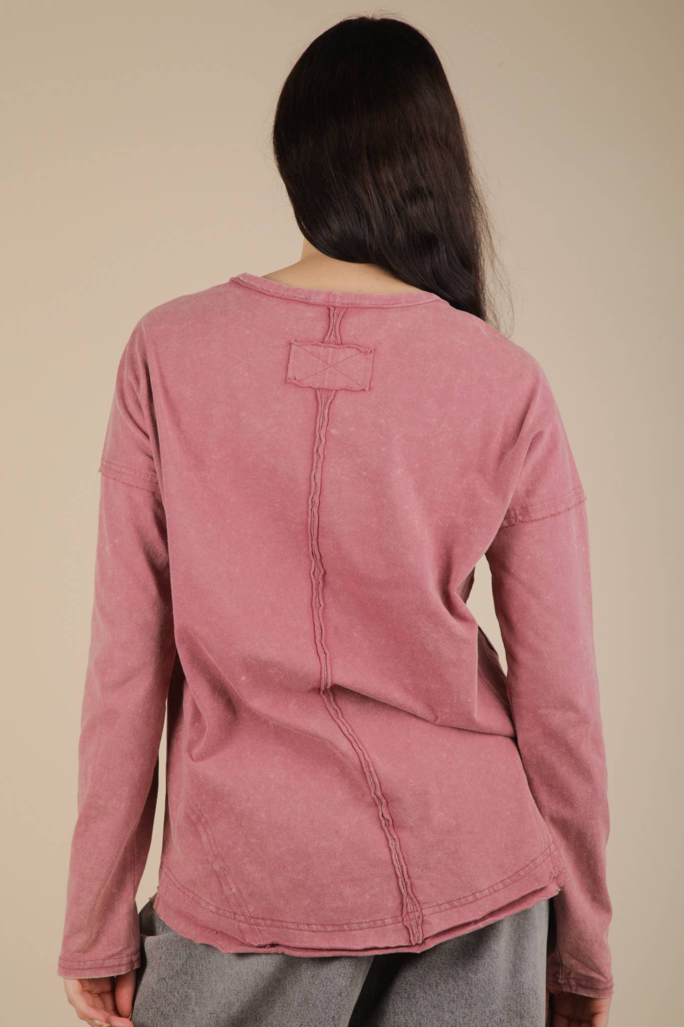 Mineral Washed Casual Knit Top: BLACK