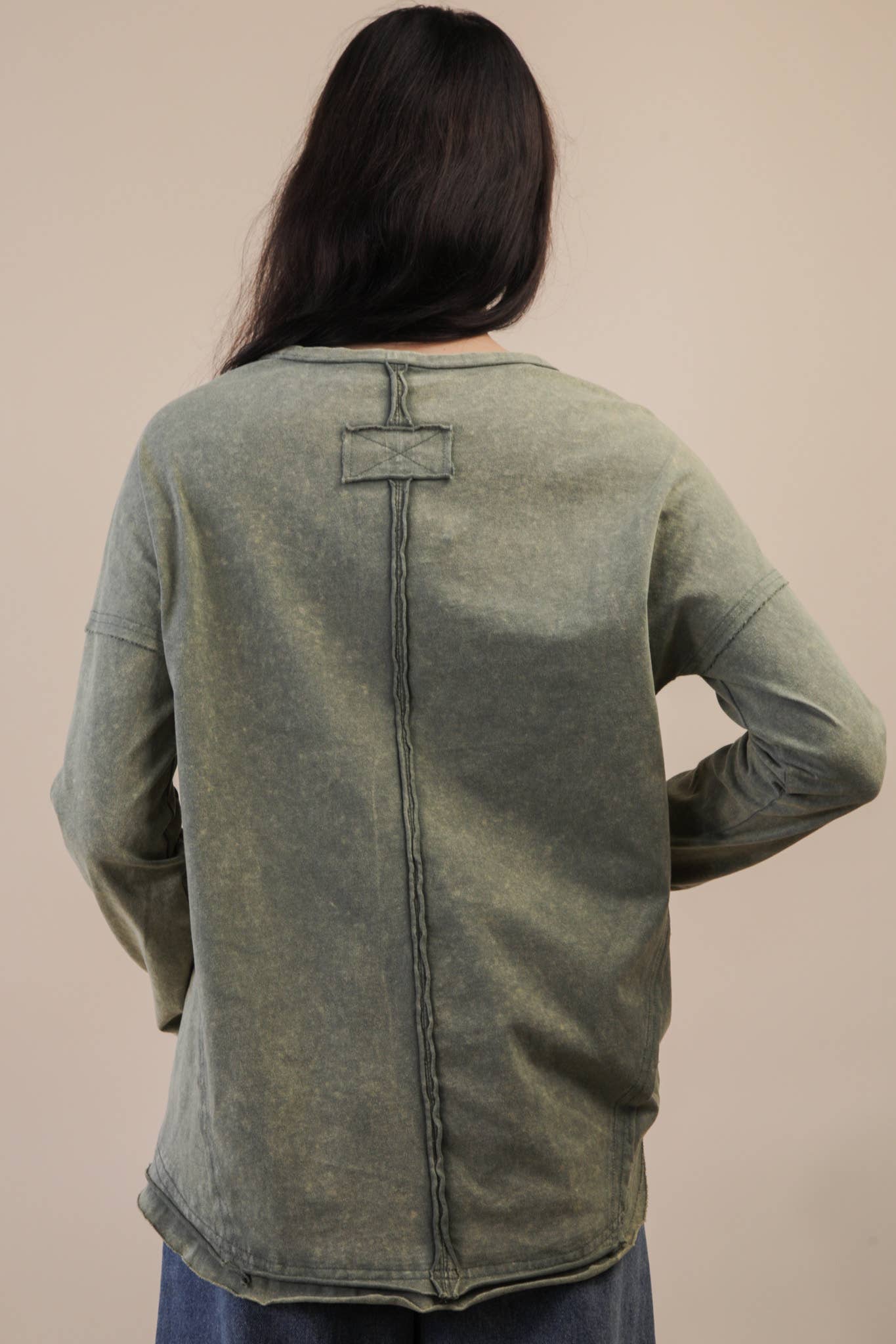 Mineral Washed Casual Knit Top: BLACK