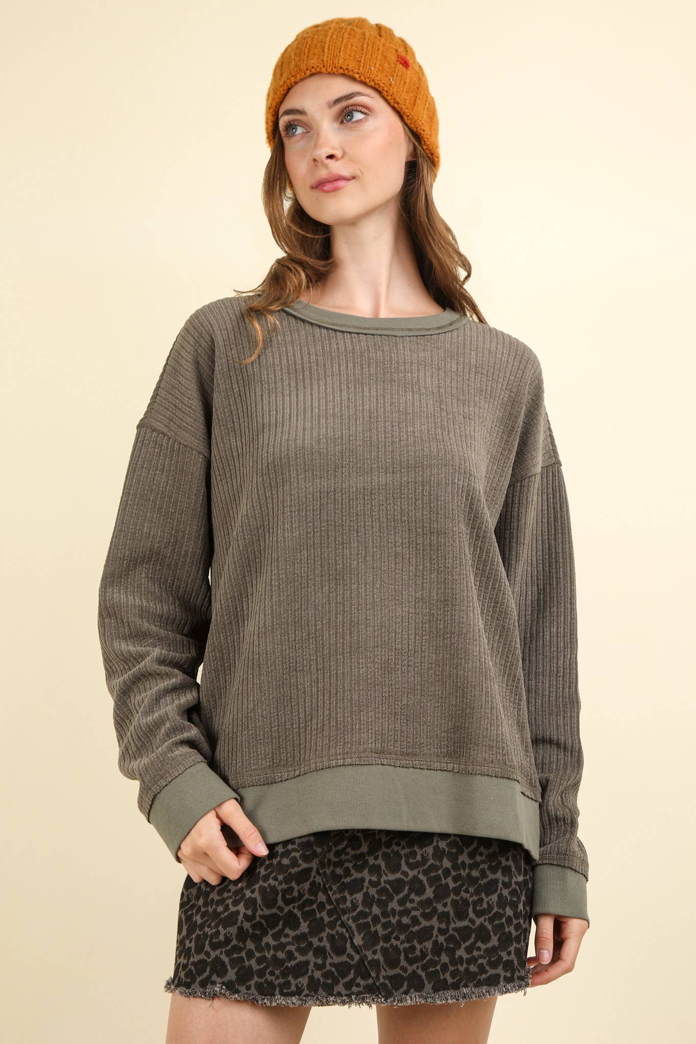 Curvy Oversized Soft Textured Knit Top: MOCHA