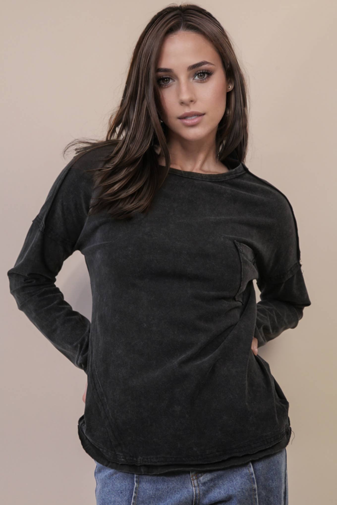 Mineral Washed Casual Knit Top: BLACK
