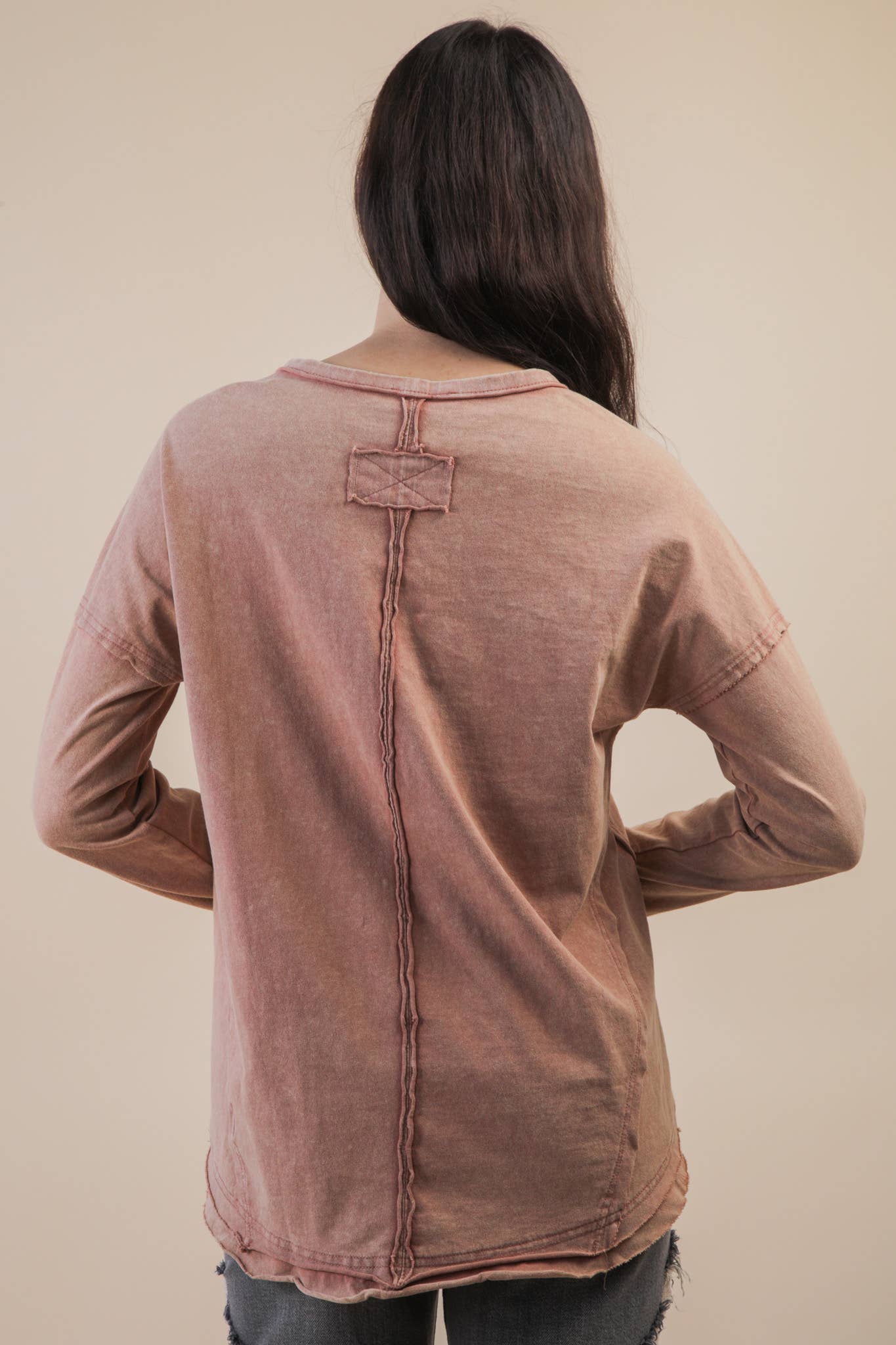 Mineral Washed Casual Knit Top: BLACK