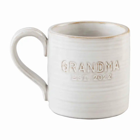 Grandma est 2022 Coffee Mug