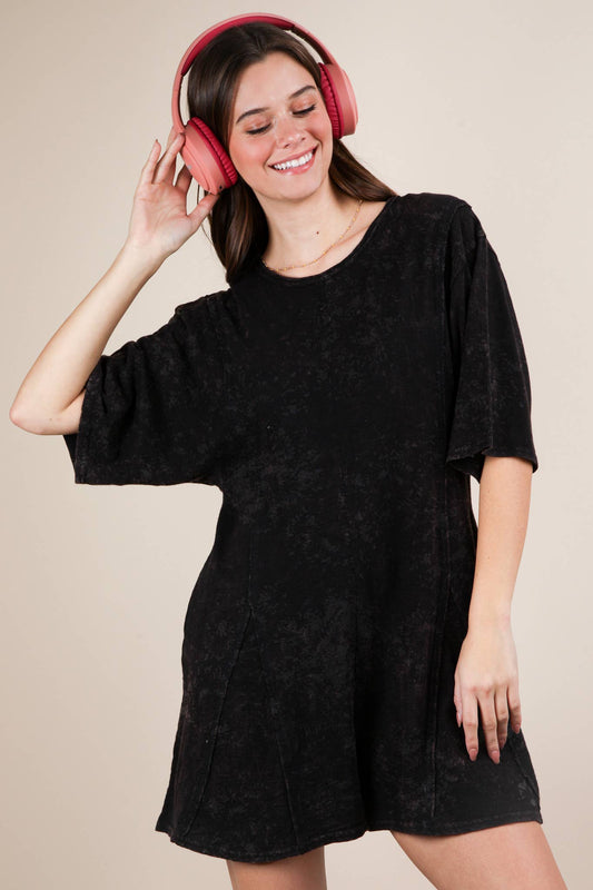 Mineral Washed Oversized Knit Comfy Romper: BLACK