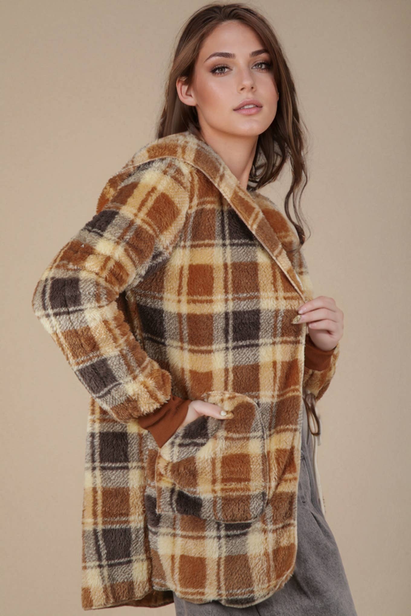 Oversized Faux Fur Tunic Hooded Printed Jacket: CREAM MIX